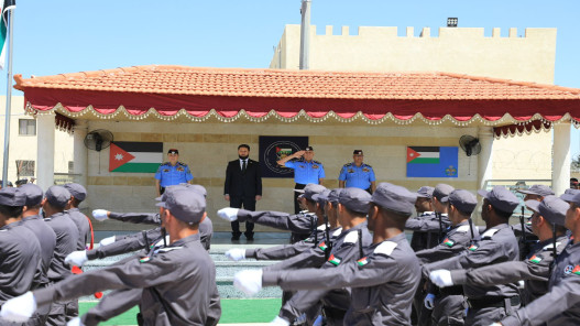 المعايطة يرعى تخريج دورة التأهيل الشرطي للسوريين في الأردن