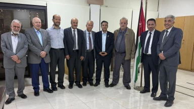 صورة حول : إحسان عبيدات رئيساً لجمعية تعريب العلوم الطبية بالتزكية إحسان عبيدات رئيساً لجمعية تعريب العلوم الطبية بالتزكية