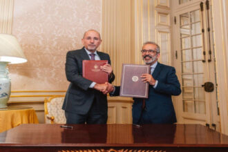 الأردن والبرتغال يؤكدان عمق العلاقات ويوقعان مذكرة تفاهم لتعزيز التعاون الثنائي