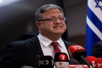 غضب في بولندا يدفع لمطالبة بمنع بن غفير من الدخول