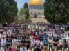 70 ألف مصل يؤدون صلاة الجمعة في المسجد الأقصى