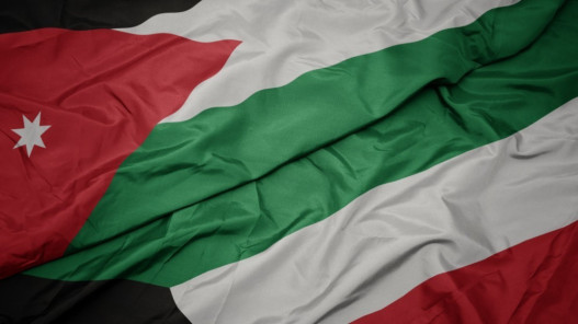 صورة حول : الصفدي يبحث مع وزير خارجية الكويت تطورات الأوضاع الإقليمية الصفدي يبحث مع وزير خارجية الكويت تطورات الأوضاع الإقليمية