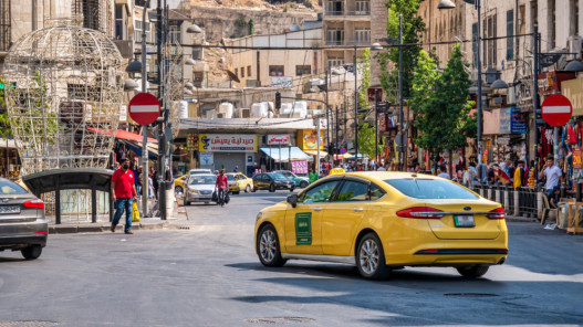 صورة حول : إقرار تعديلات لتنظيم مركبات النقل العام وتحفيز استخدام السيارات الحديثة إقرار تعديلات لتنظيم مركبات النقل العام وتحفيز استخدام السيارات الحديثة