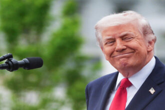 ترامب: الاتفاق مع إيران إما أن يكون عظيماً أو لا اتفاق إطلاقاً