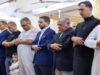 الملك وولي العهد يؤديان صلاة عيد الأضحى في العقبة