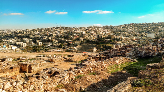 طقس لطيف وانخفاض طفيف على الحرارة خلال عطلة العيد في الأردن