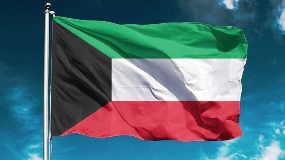صورة حول : الجيش الكويتي: الدفاعات الجوية تتصدى لهجمات صاروخية ومسيّرات الجيش الكويتي: الدفاعات الجوية تتصدى لهجمات صاروخية ومسيّرات