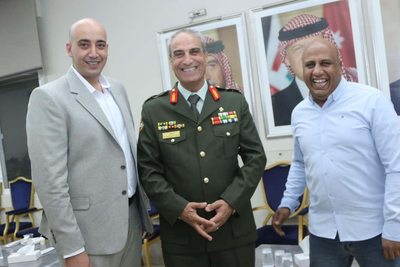 صورة حول : الباشا الدكتور محمدالخوالدة مبارك الترفيع الباشا الدكتور محمدالخوالدة مبارك الترفيع
