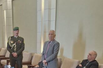مندوبا عن الملك وولي العهد... العيسوي يعزي آل أبو شرخ وعشيرة الصمادي