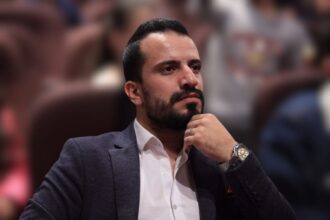 يا معشرَ كُتّاب الأمةِ… الفزعةُ ليست للكُتّاب... نحن أمام كارثة انتاج مؤثرين برو ماكس