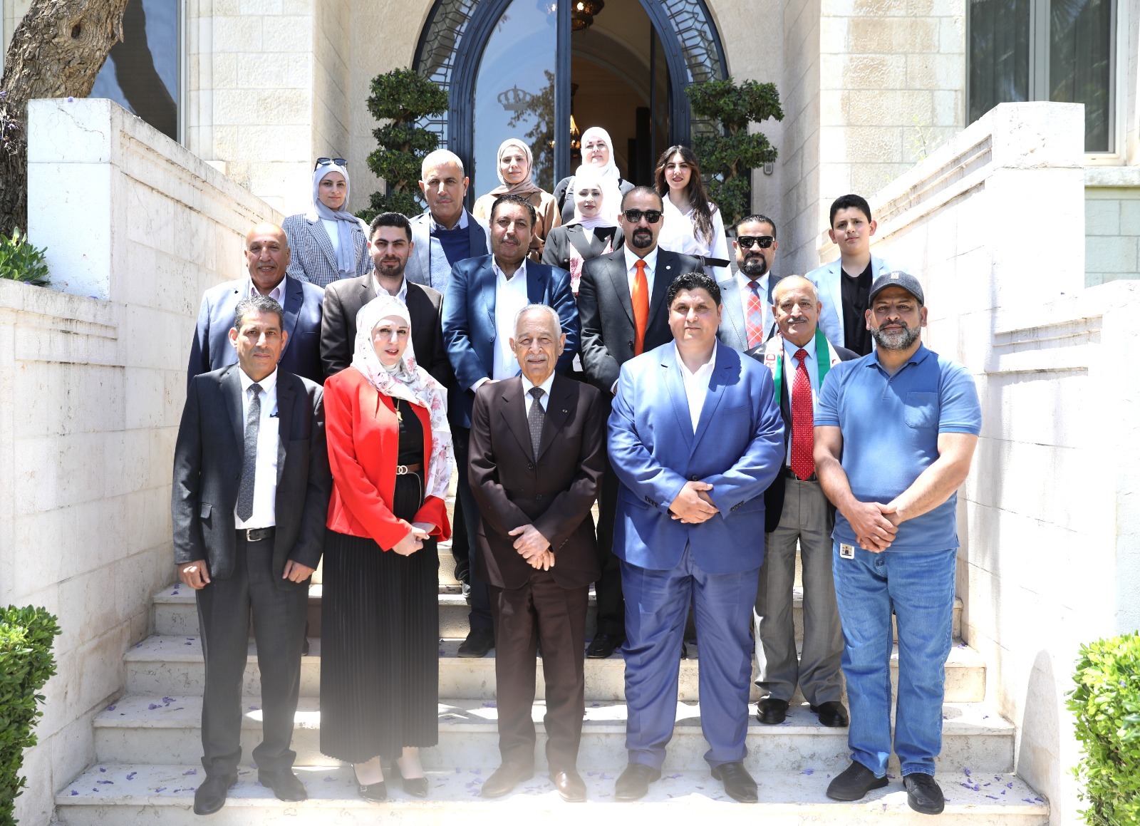 صورة حول : العيسوي: الاستقلال محطةٌ عز وكرامة.. والأردن بقيادة الملك دولة مواقف ثابتة ومبادئ راسخة العيسوي: الاستقلال محطةٌ عز وكرامة.. والأردن بقيادة الملك دولة مواقف ثابتة ومبادئ راسخة