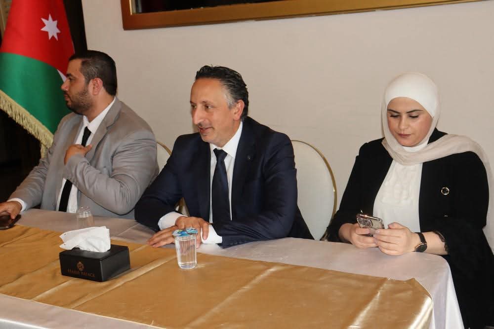 حزب العمل يحتفل بعيد الاستقلال