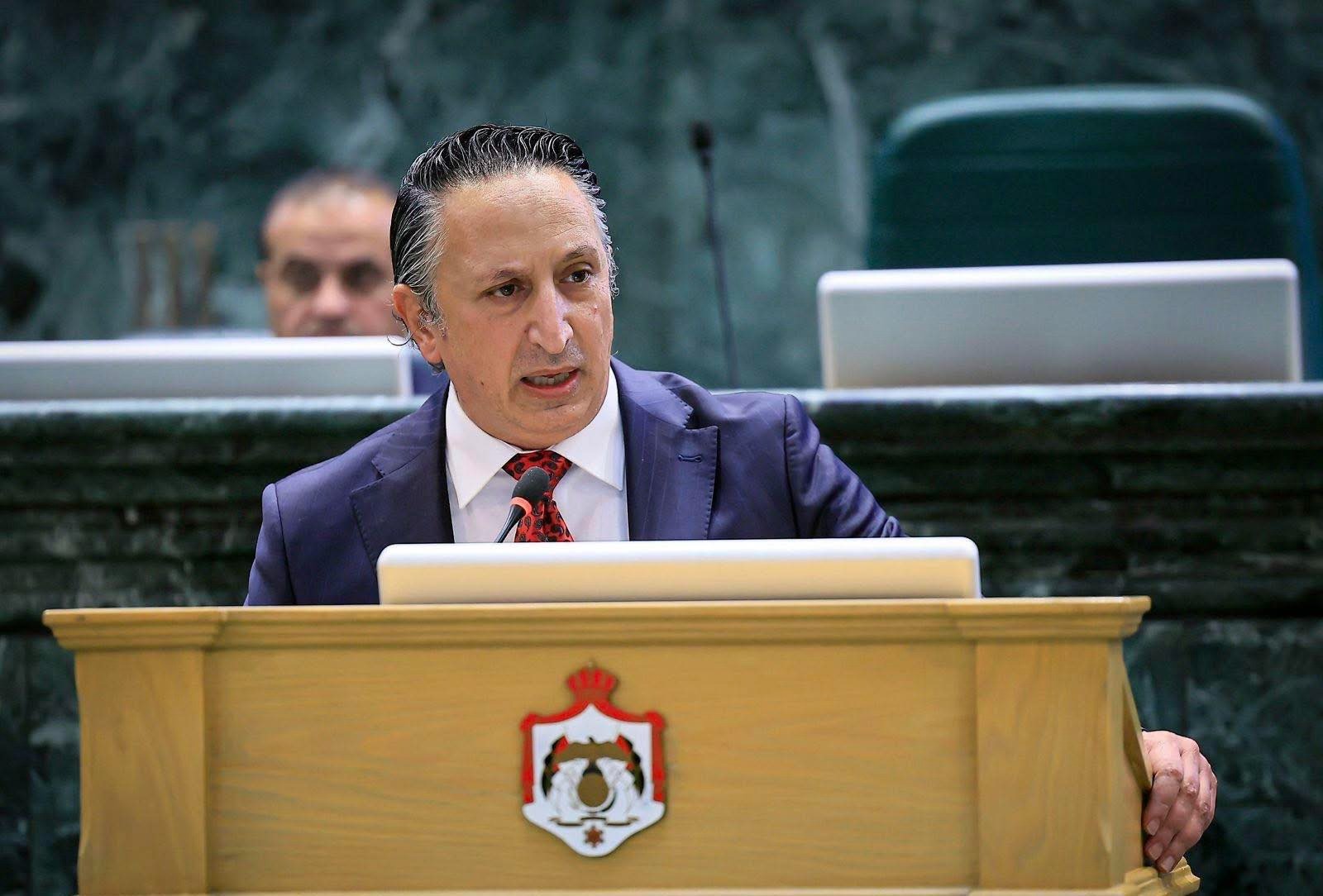 أبو رمان يوجّه سؤالًا نيابيًا حول أزمة الفيصلي ومعايير اختيار الإدارة المؤقتة