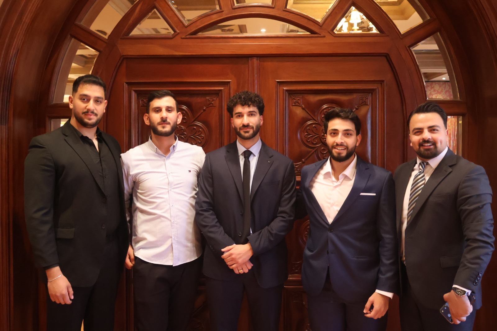 نادي الملك حسين يشهد مصاهرة ونسب بين آل الراميني وآل النعيمي بحضور وجهاء واقرباء واصدقاء العائلتين "شاهد الصور"