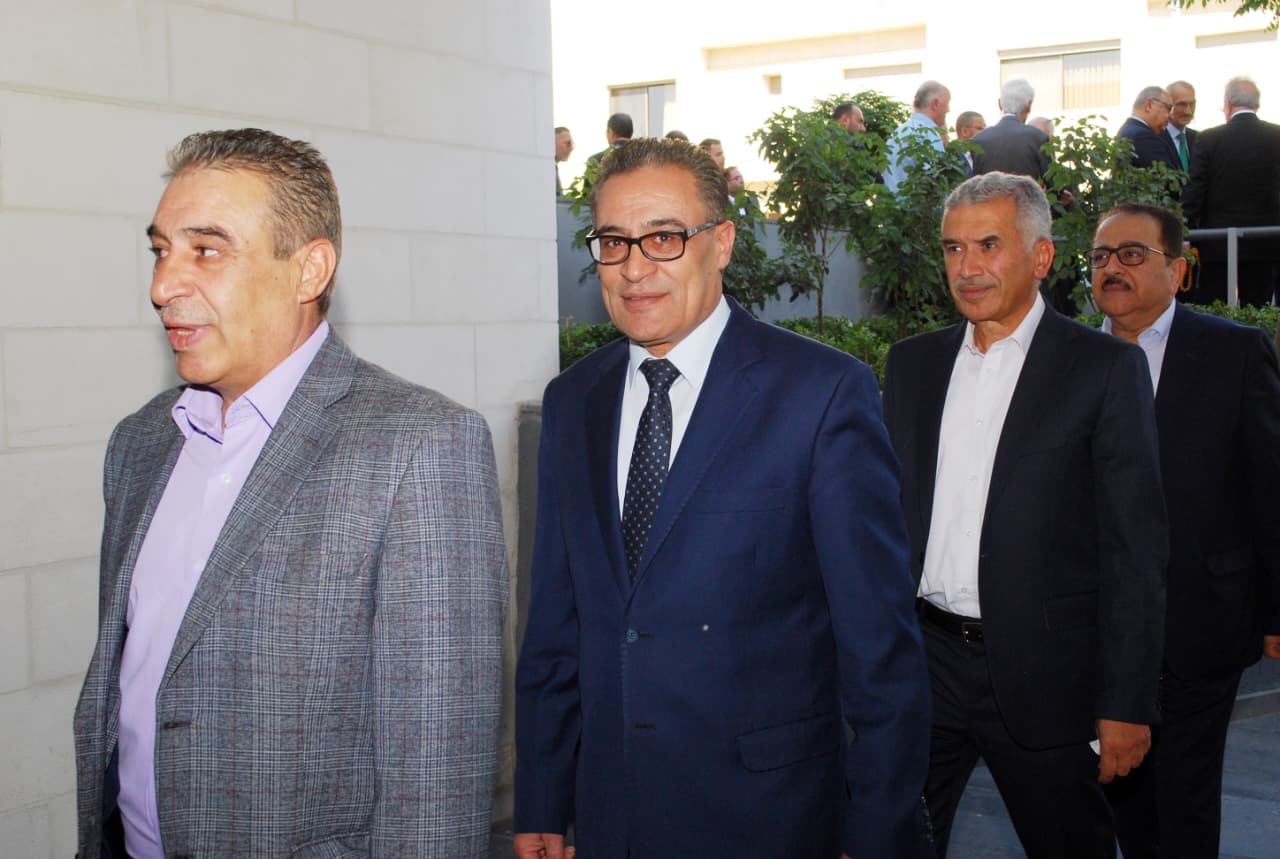 العزة والشوابكة نسايب.. دودين طلب وجابر اعطى- صور
