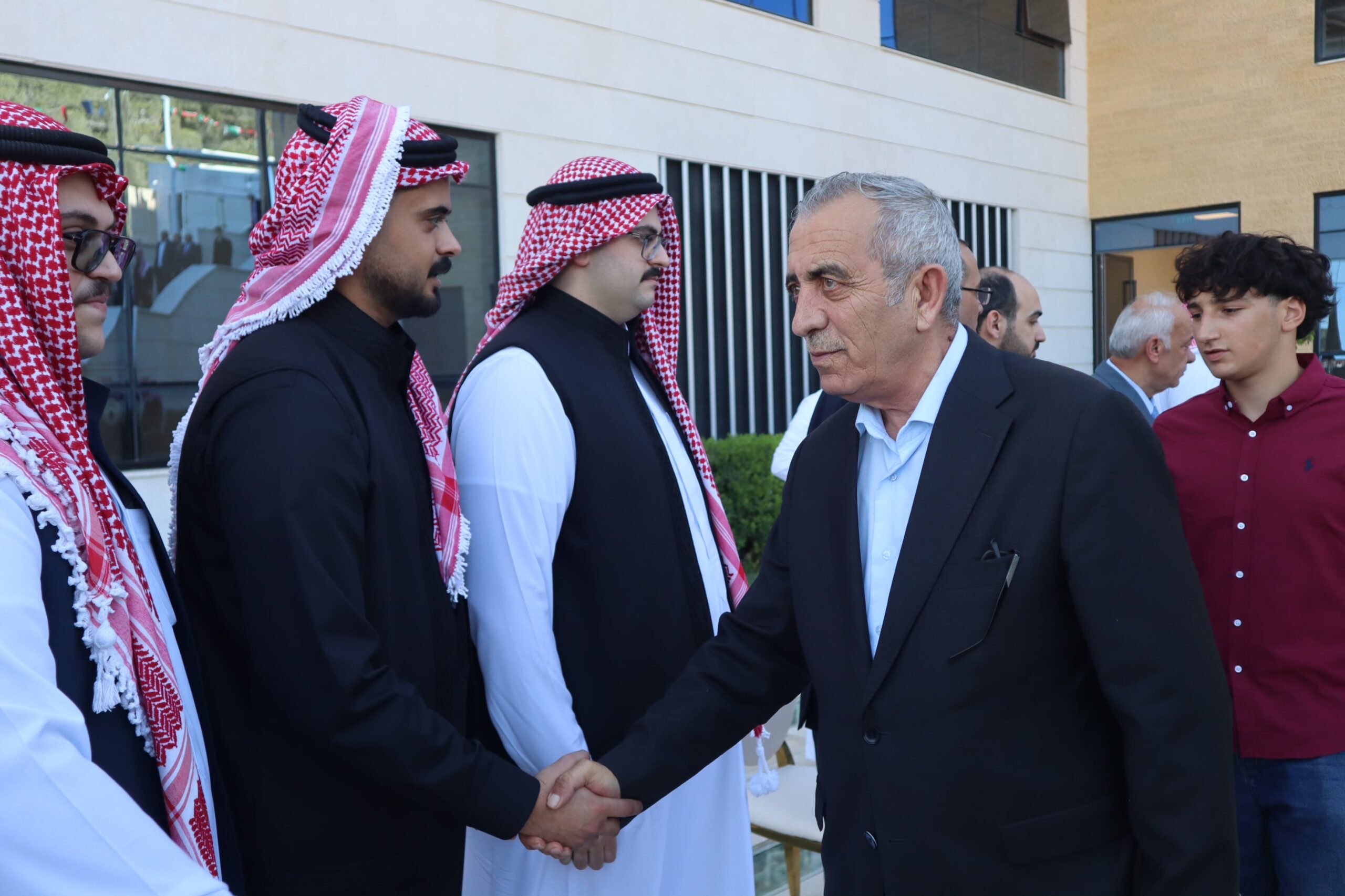 الدكتور محمد المعاقبة يولم بمناسبة زفاف نجله الدبلوماسي "قيس"