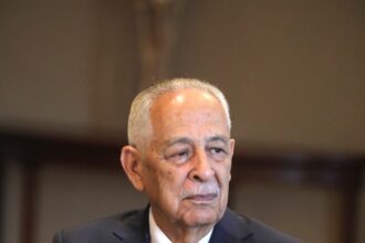 مندوبا عن الملك وولي العهد...العيسوي يعزي عشيرة الدردور