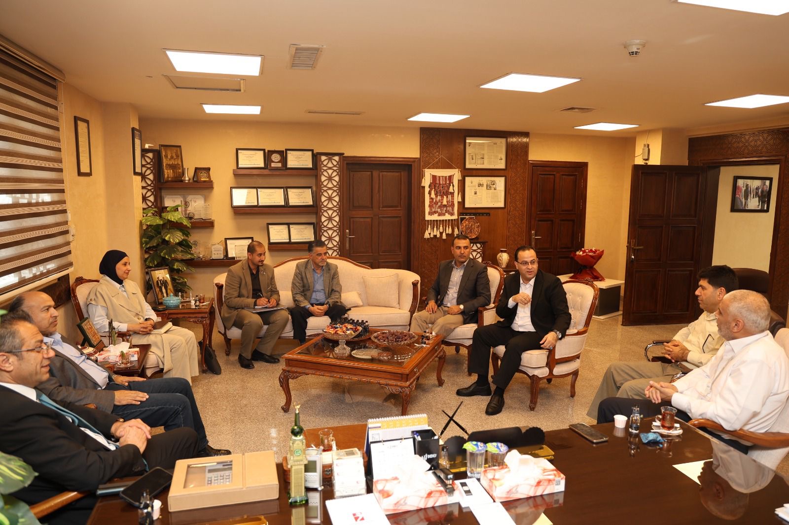 صورة حول : حزب الإصلاح يزور مؤسسة التدريب المهني ويؤكد: مسؤوليتنا لا تقتصر على السياسة بل تمتد للتشغيل والتنمية وتمكين الشباب حزب الإصلاح يزور مؤسسة التدريب المهني ويؤكد: مسؤوليتنا لا تقتصر على السياسة بل تمتد للتشغيل والتنمية وتمكين الشباب