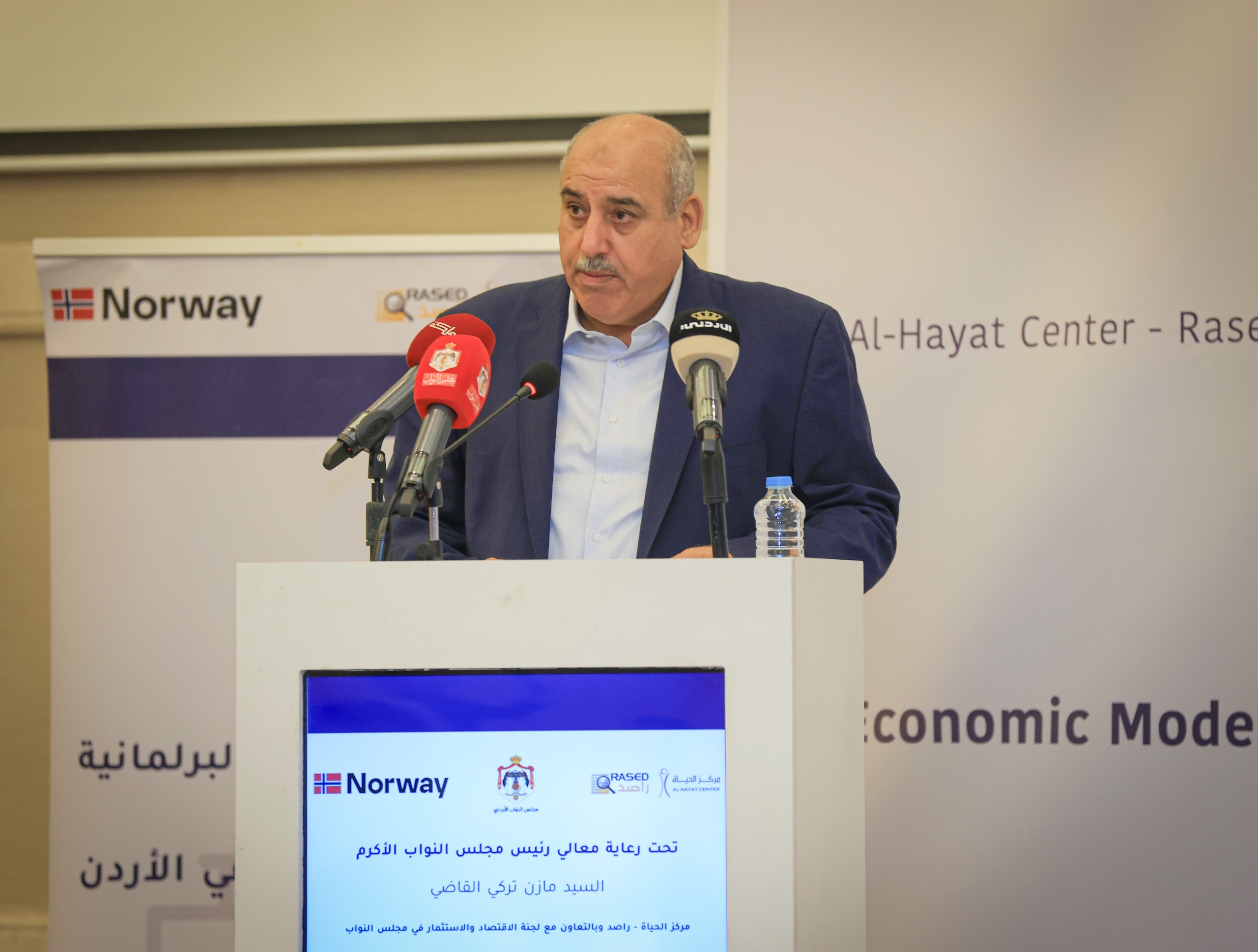 القاضي: التنمية تبدأ من المحافظات والاستماع المباشر للمواطنين