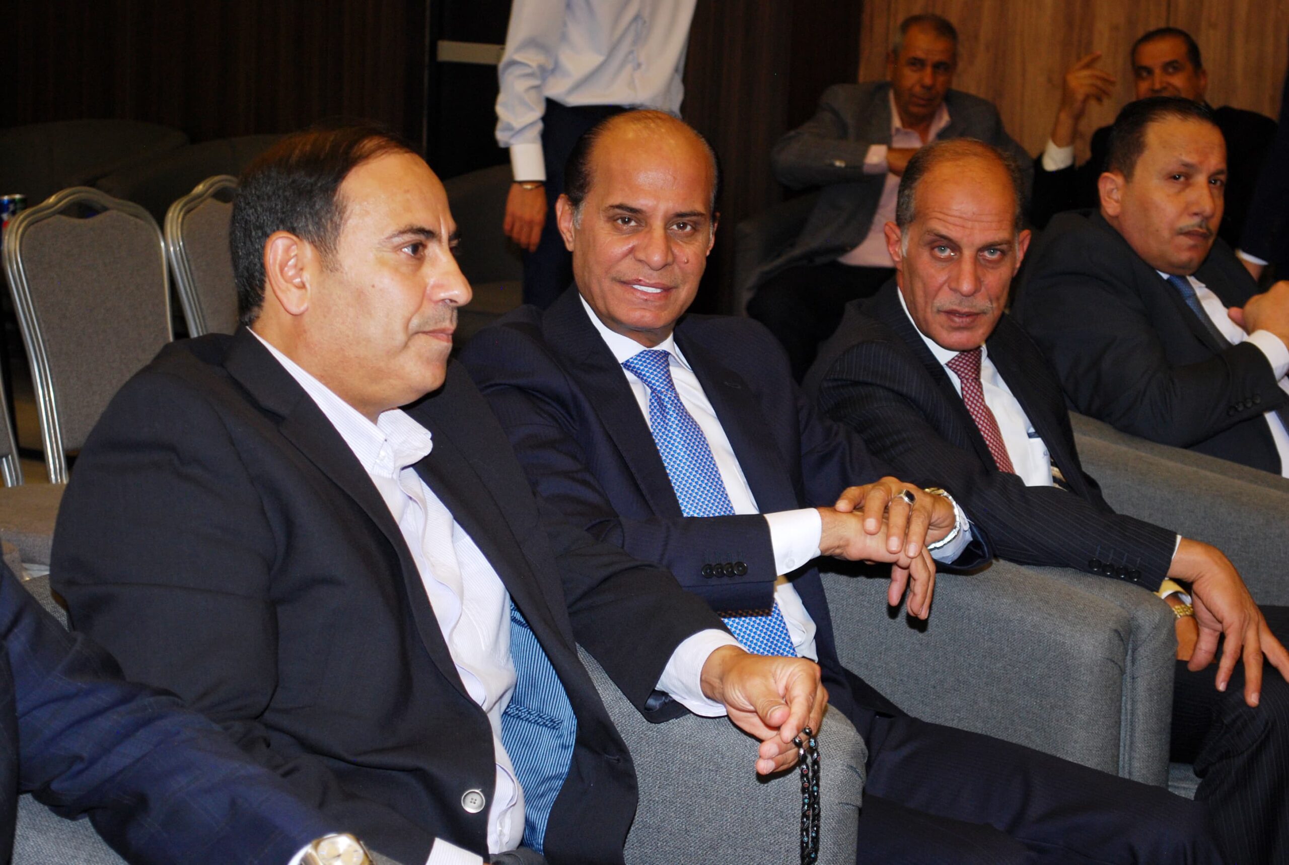 العزة والشوابكة نسايب.. دودين طلب وجابر اعطى- صور