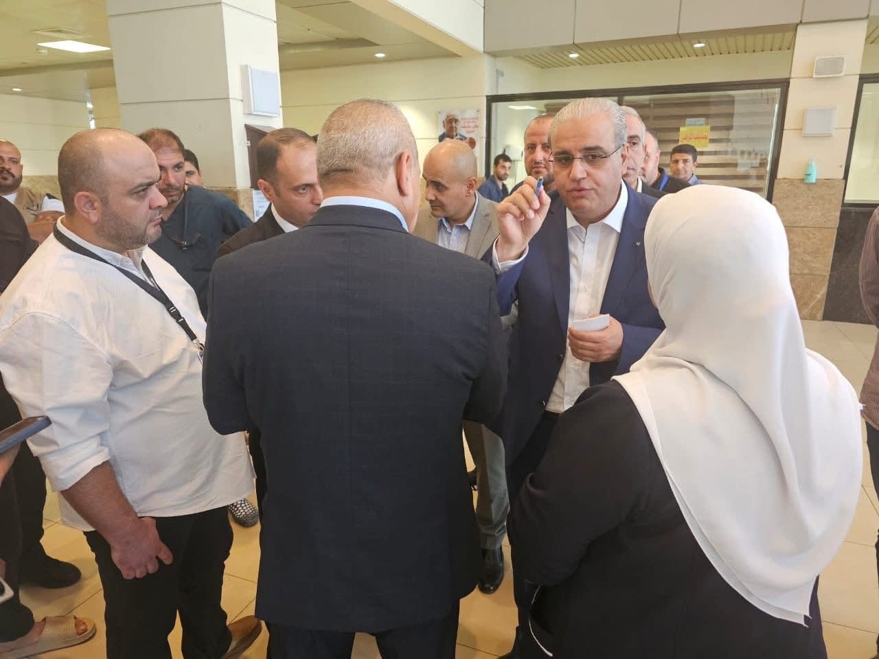 صورة حول : اعتباراً من الأحد" مستشفيات البشير تعلن ترتيبات جديدة لمواعيد العيادات الصباحية اعتباراً من الأحد" مستشفيات البشير تعلن ترتيبات جديدة لمواعيد العيادات الصباحية