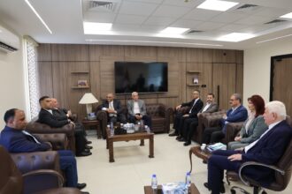 رئيس مجلس هيئة النزاهة يلتقي مجلس نقابة الصحفيين