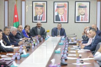 "الإدارية النيابية" تستمع إلى مختصين وخبراء بشأن مشروع قانون الإدارة المحلية