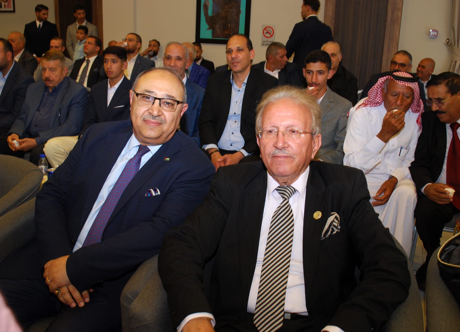 العزة والشوابكة نسايب.. دودين طلب وجابر اعطى- صور