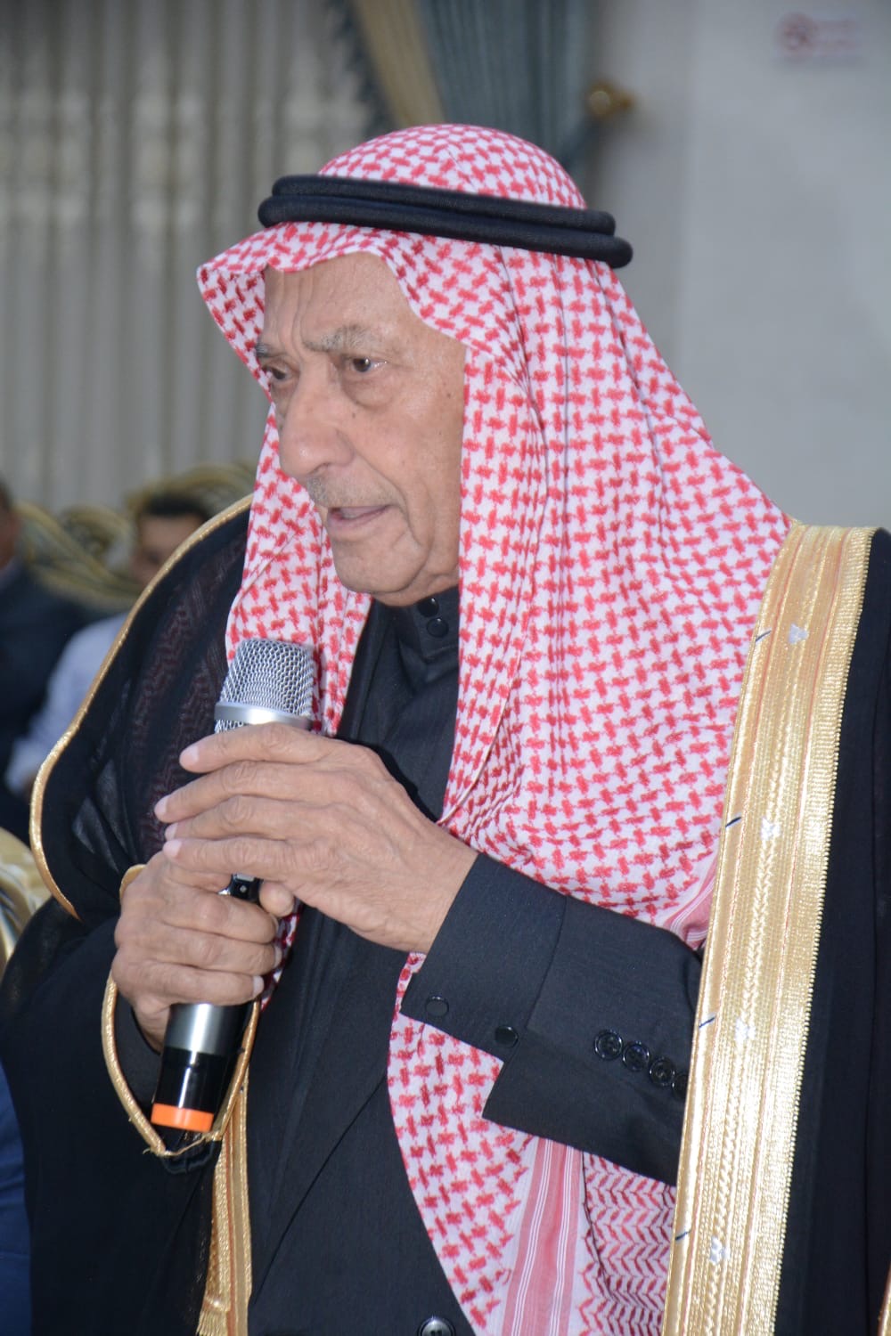 صورة حول : العدوان والعموش نسايب …… العدوان طلب والقلاب أعطى العدوان والعموش نسايب …… العدوان طلب والقلاب أعطى