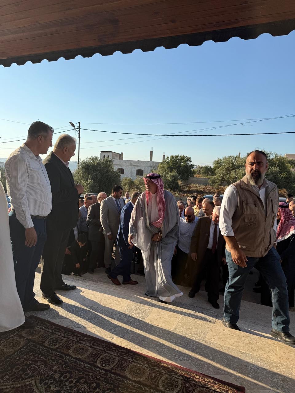 البطانية طلب... والشلول أعطى...