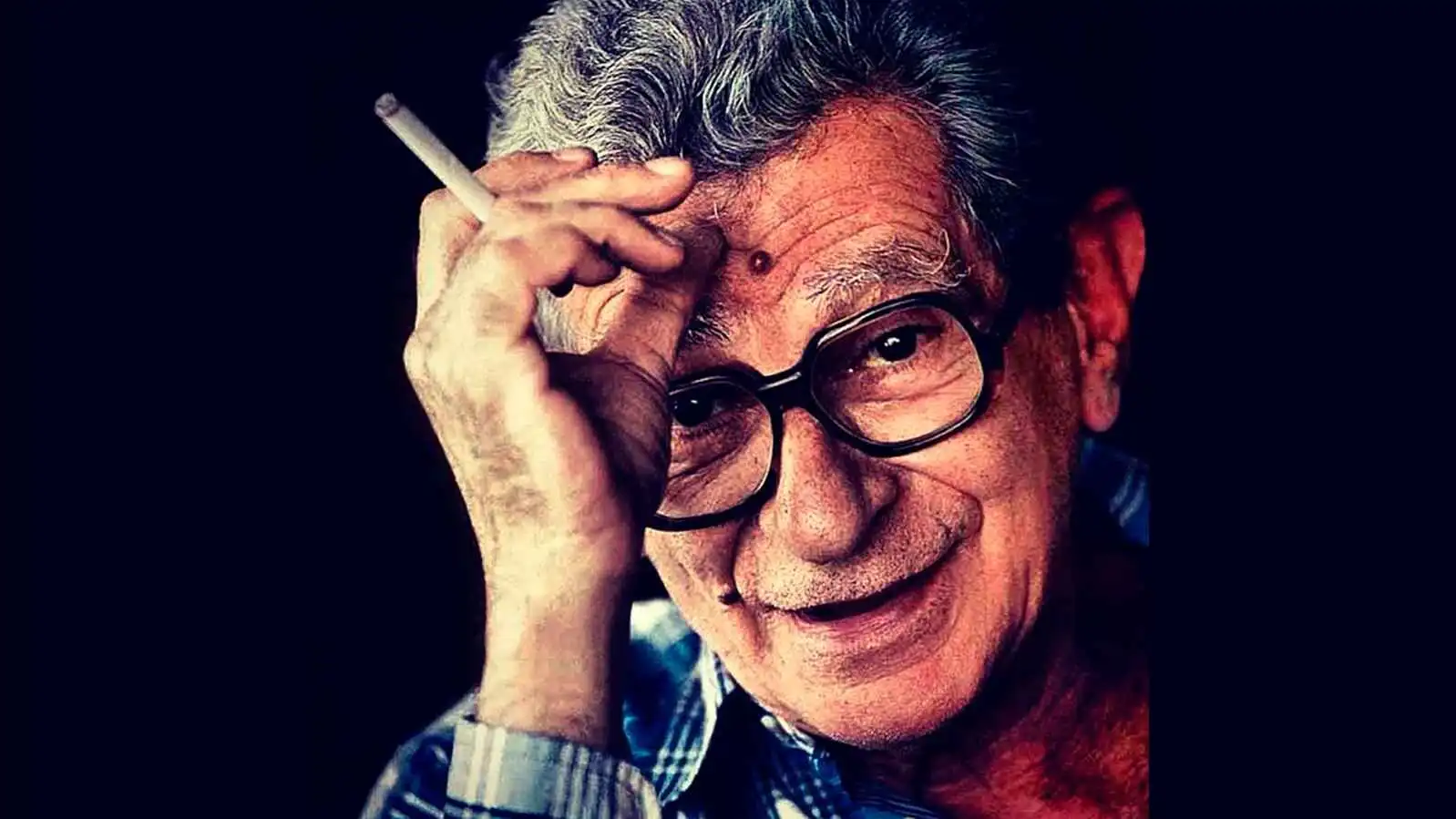 صورة حول : "100 كلمة حب".. احتفاء رسمي بمئوية يوسف شاهين "100 كلمة حب".. احتفاء رسمي بمئوية يوسف شاهين