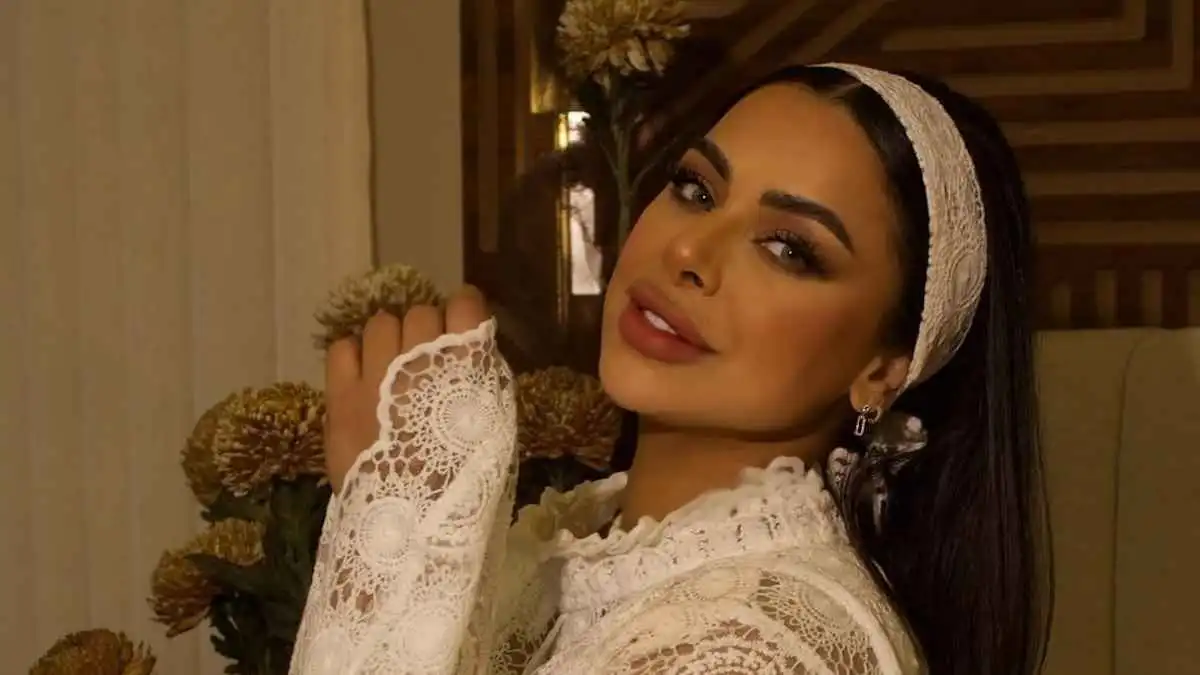 صورة حول : هند البلوشي.. جدة ثمانينية تعاني النسيان تعيش في عالم مواز هند البلوشي.. جدة ثمانينية تعاني النسيان تعيش في عالم مواز