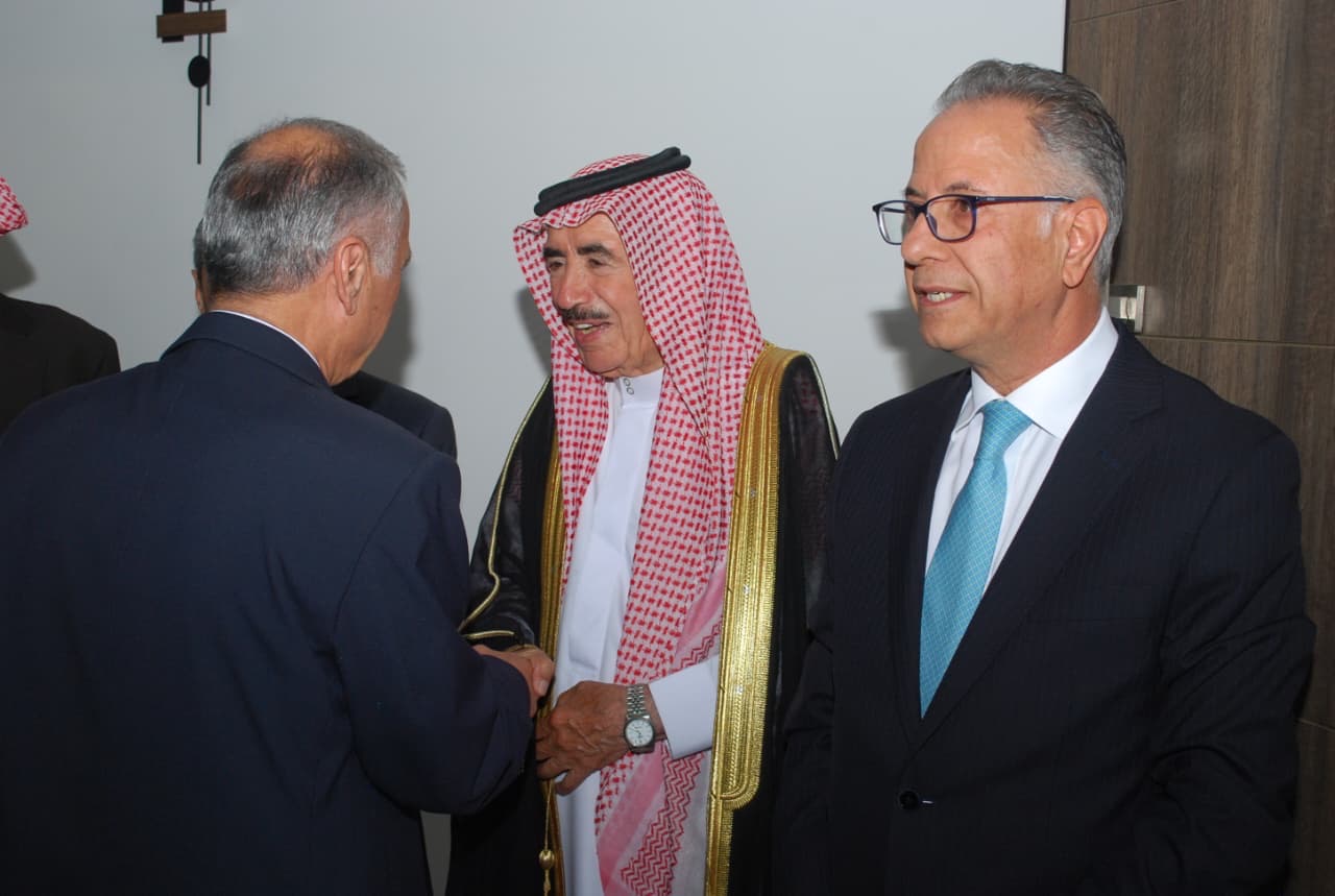 العزة والشوابكة نسايب.. دودين طلب وجابر اعطى- صور