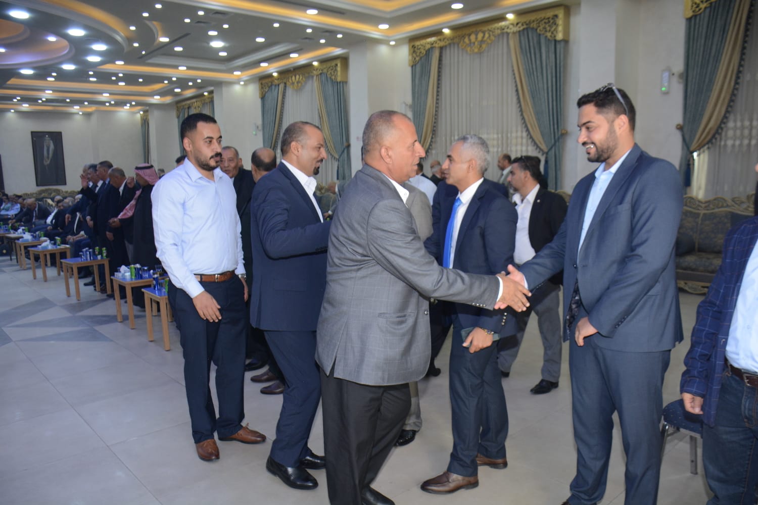 العدوان والعموش نسايب …… العدوان طلب والقلاب أعطى