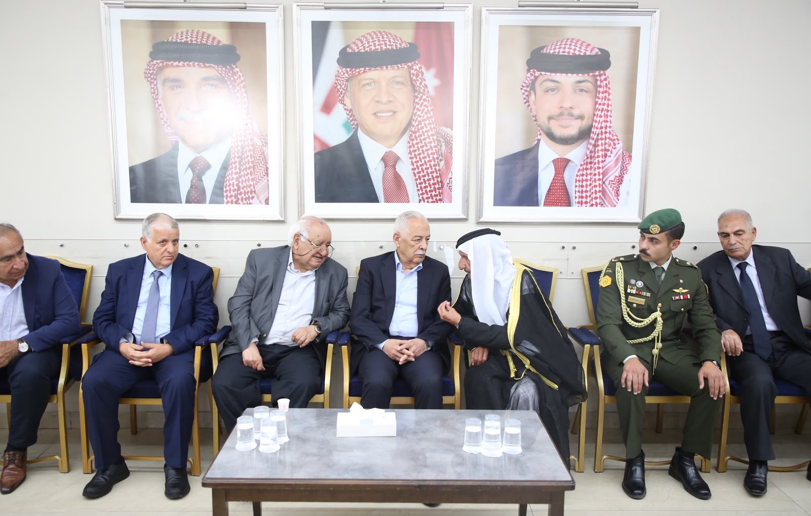 مندوبا عن الملك وولي العهد.. العيسوي يعزي عشيرة المعايطة