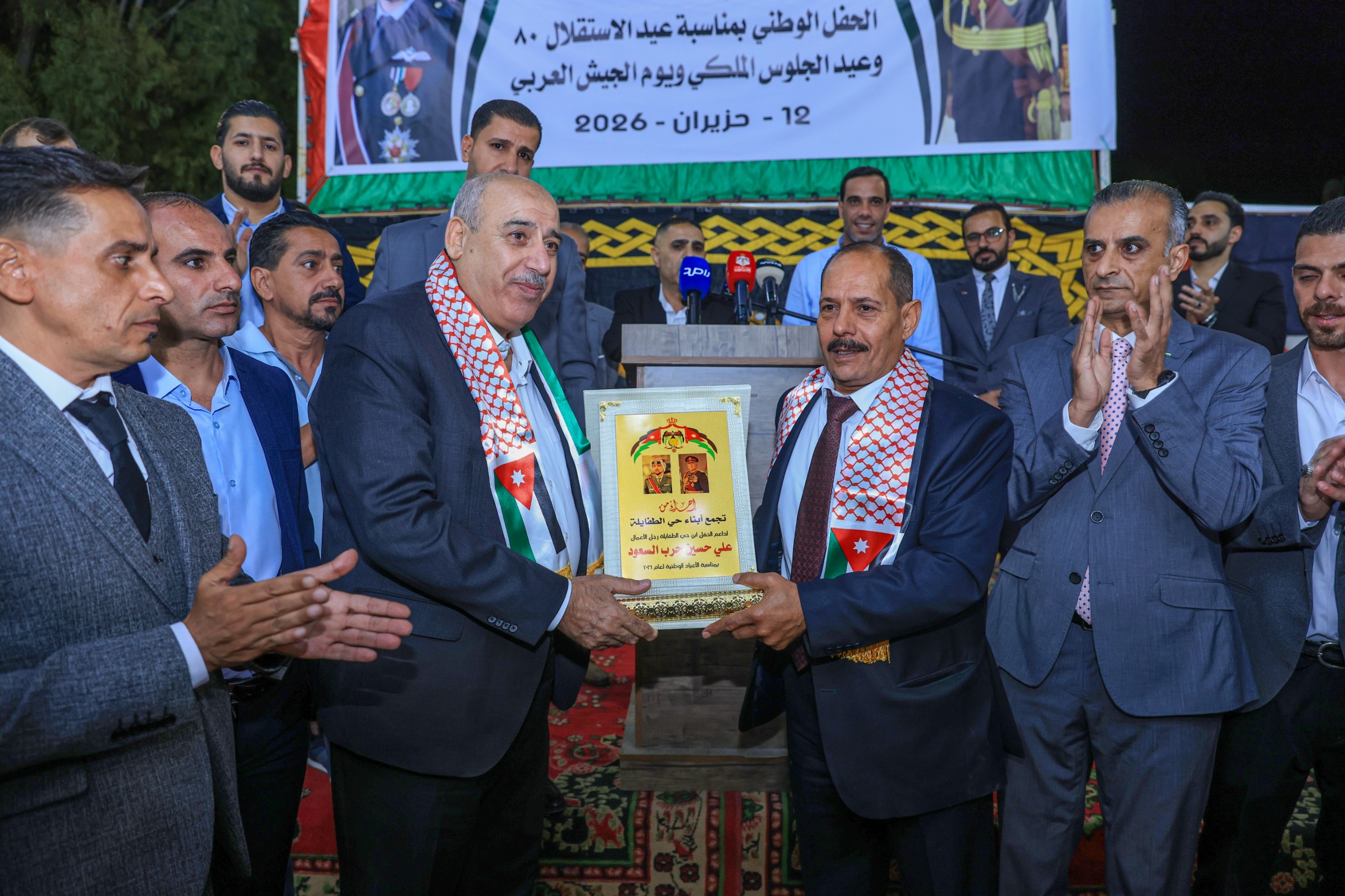 القاضي يرعى احتفالات حي الطفايلة بعيد الاستقلال والأعياد الوطنية