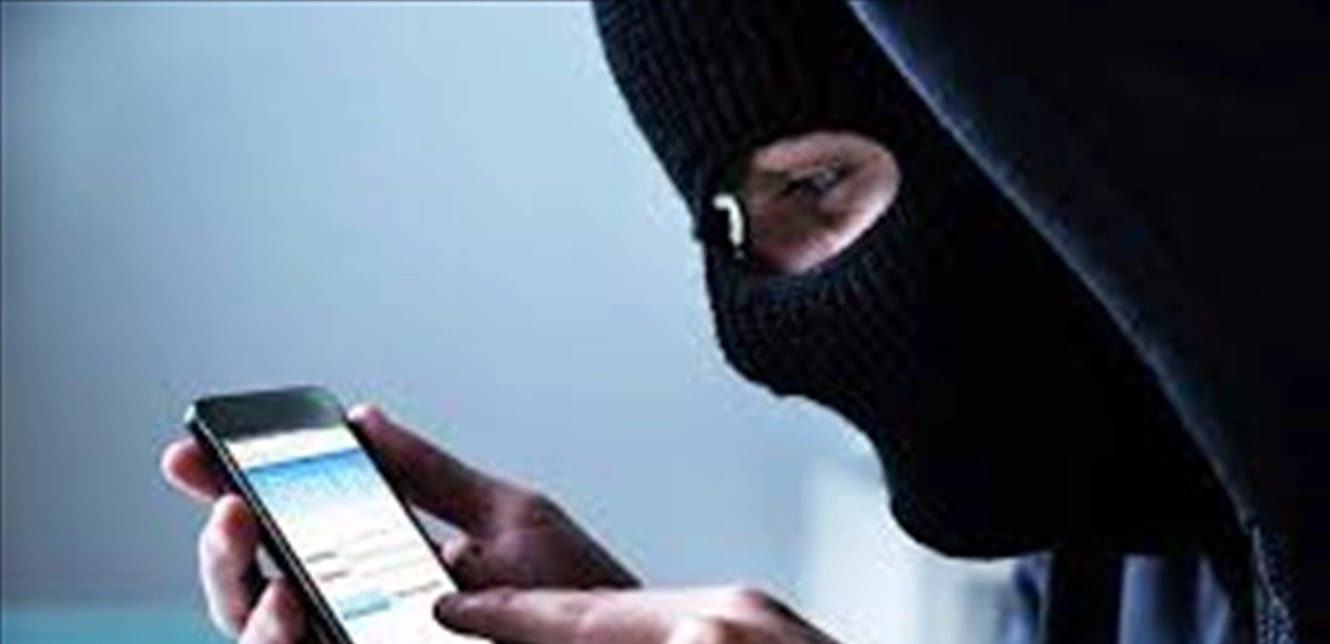 صورة حول : معلومات خطيرة تهدد إحدى شركات الاتصالات معلومات خطيرة تهدد إحدى شركات الاتصالات