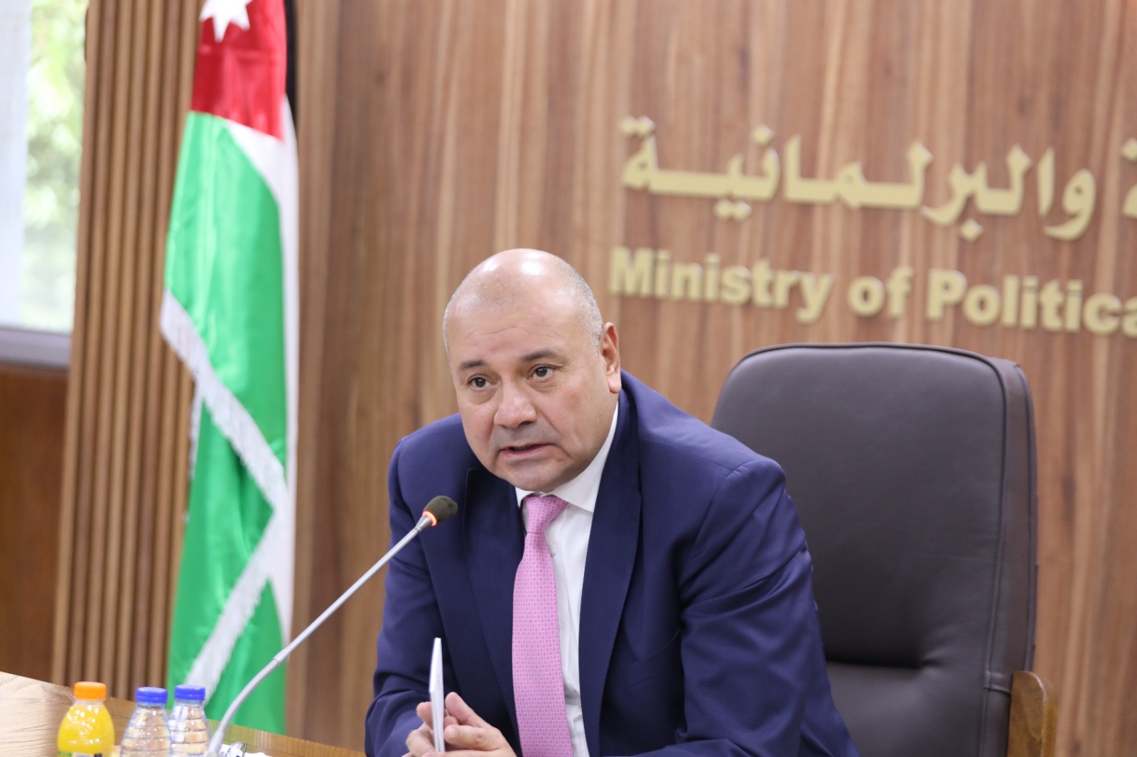 وزير الشؤون السياسية والبرلمانية يلتقي عدد من مراكز الدراسات في الجامعات الأردنية