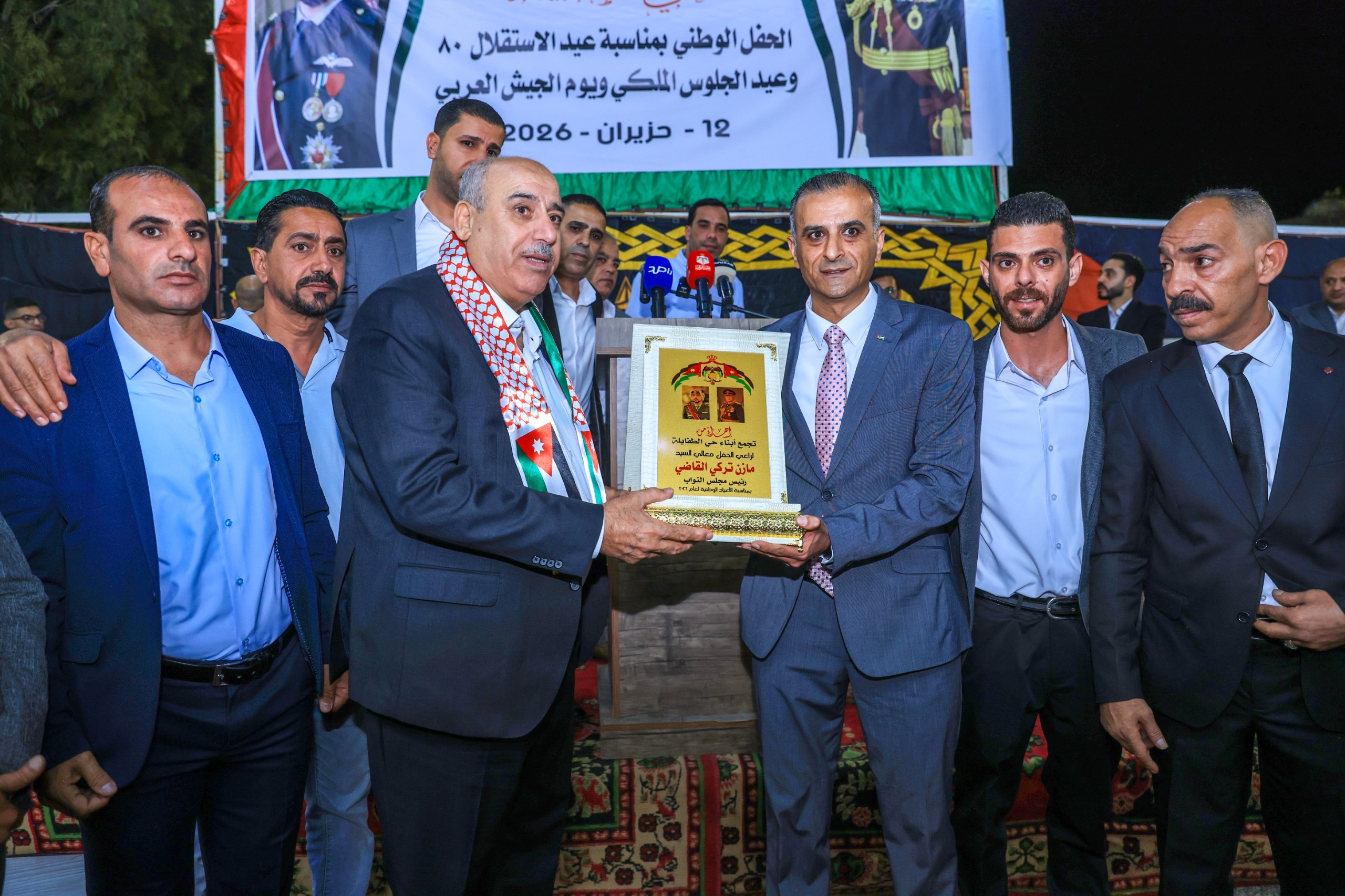 القاضي يرعى احتفالات حي الطفايلة بعيد الاستقلال والأعياد الوطنية