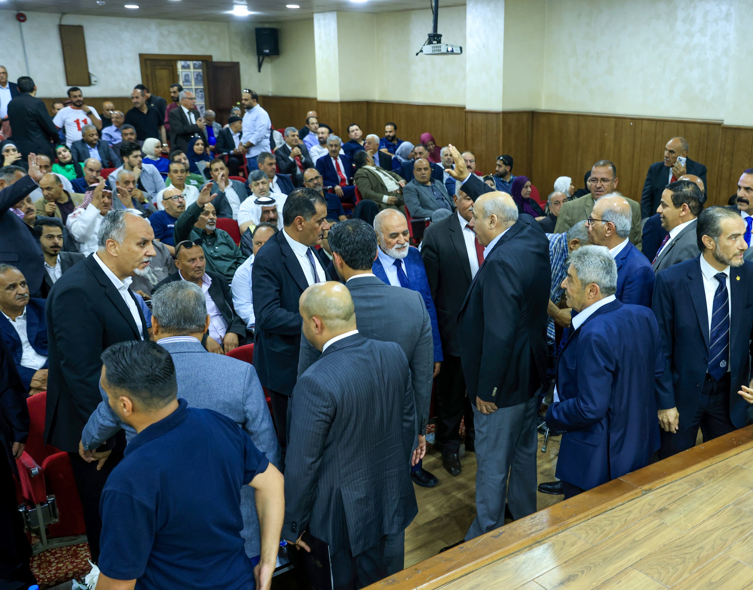 القاضي من الزرقاء: الاحتفال بالاستقلال مسؤولية وعمل لبناء مستقبل أكثر ازدهاراً