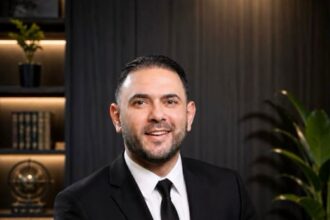 الرسالة الصامتة ربطة العنق ولونها