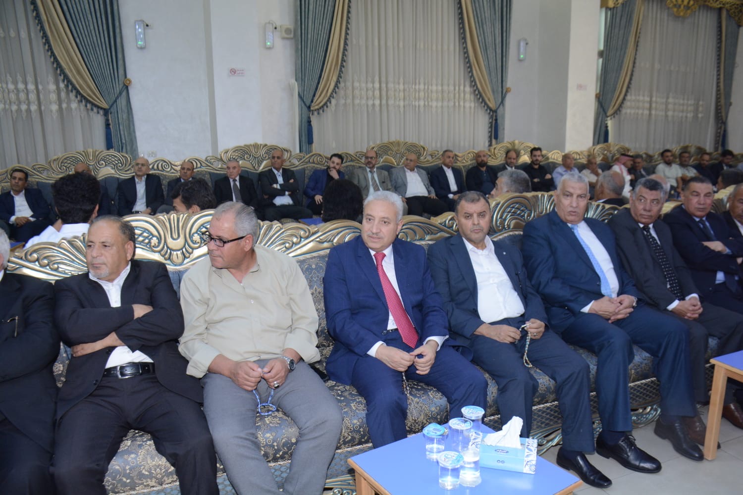 العدوان والعموش نسايب …… العدوان طلب والقلاب أعطى