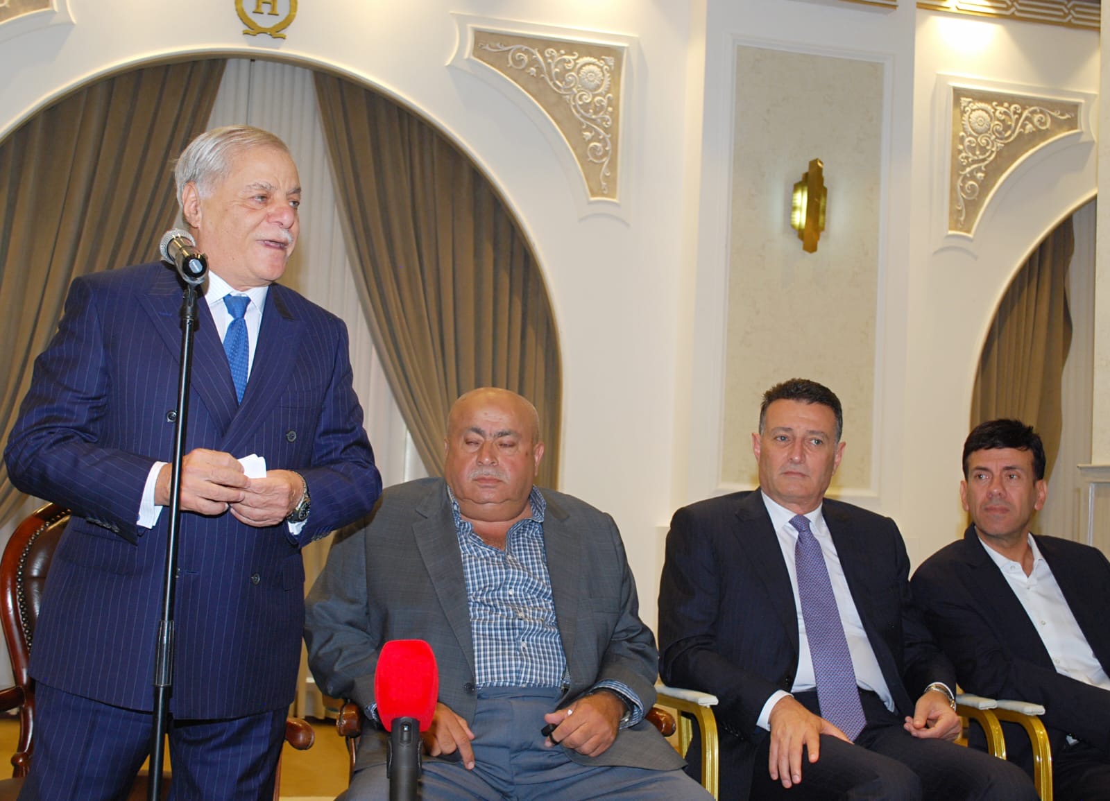 حداد و أبو طويلة نسايب .. عطية طلب و الخصاونة أجاب