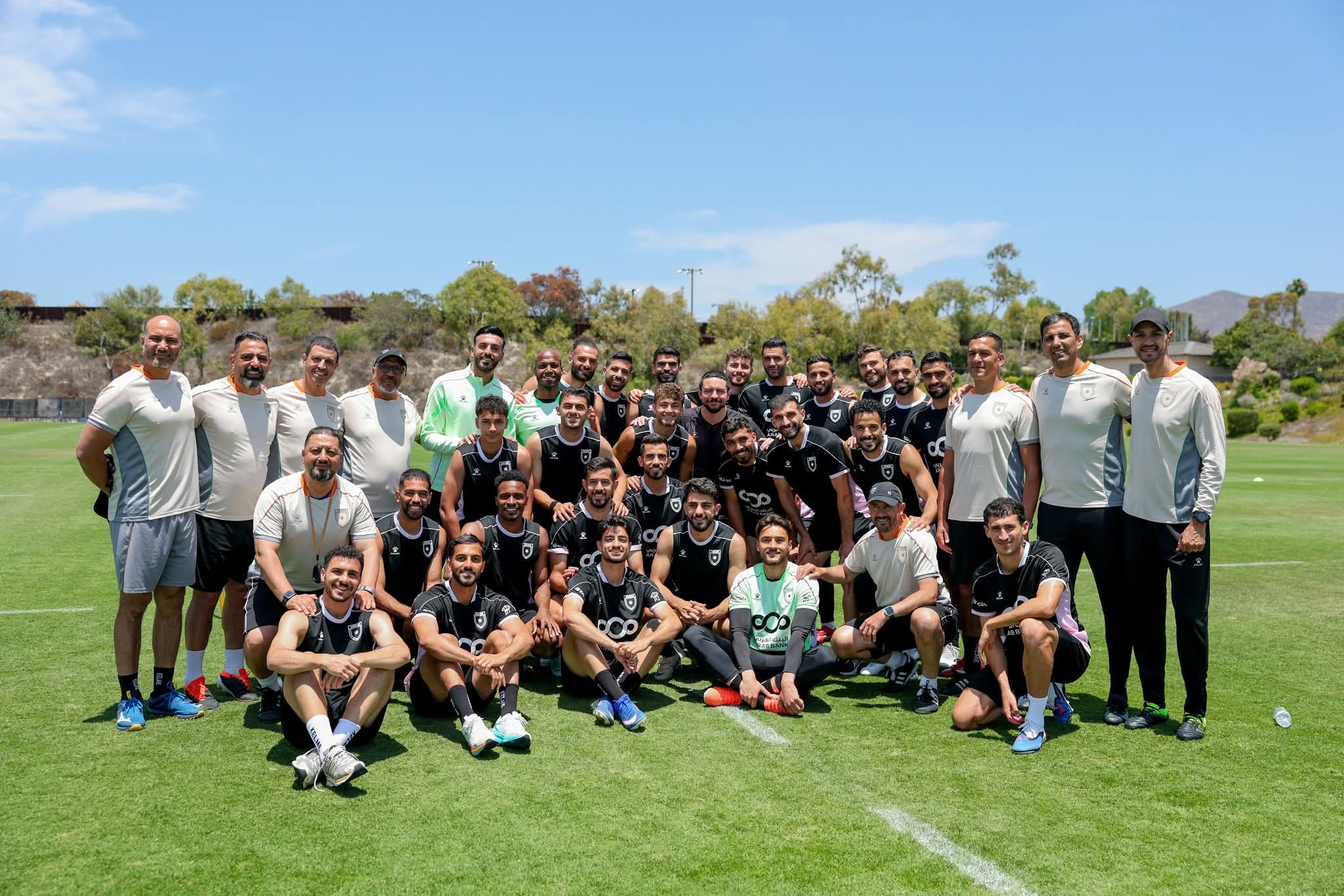 ولي العهد يتفقد تدريبات النشامى في أمريكا: فخر الأردنيين وثقتهم تتجسد في المنتخب الوطني (صور)