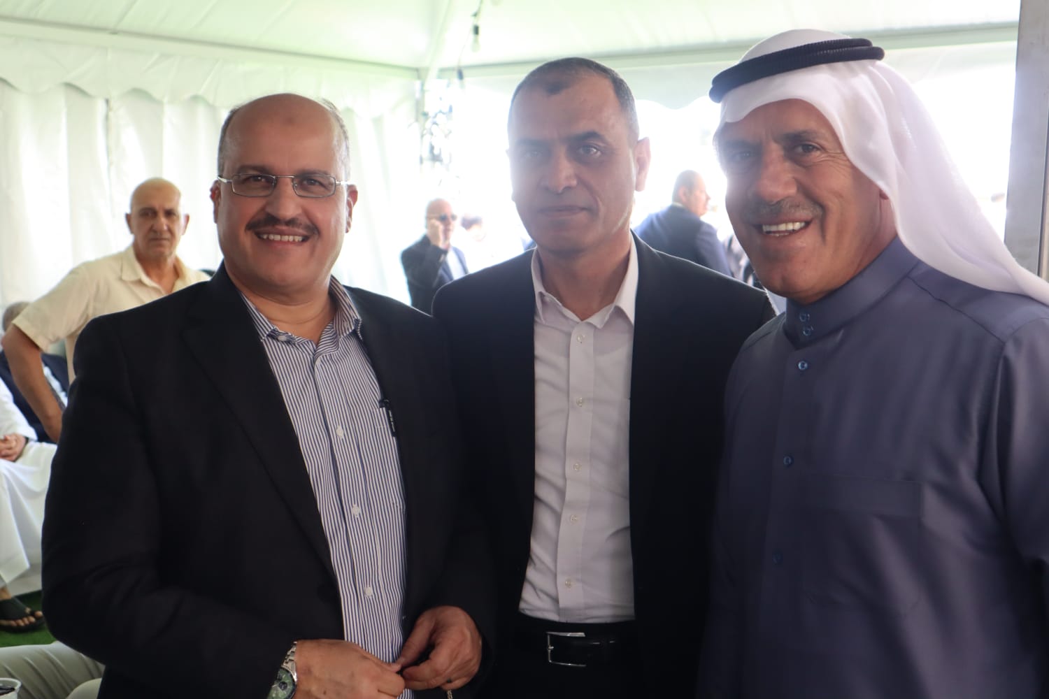 الباشا سليمان علي الغنيمات (أبو خلدون) يقيم مأدبة غداء احتفاء بزفاف نجله الدكتور معتز (صور)