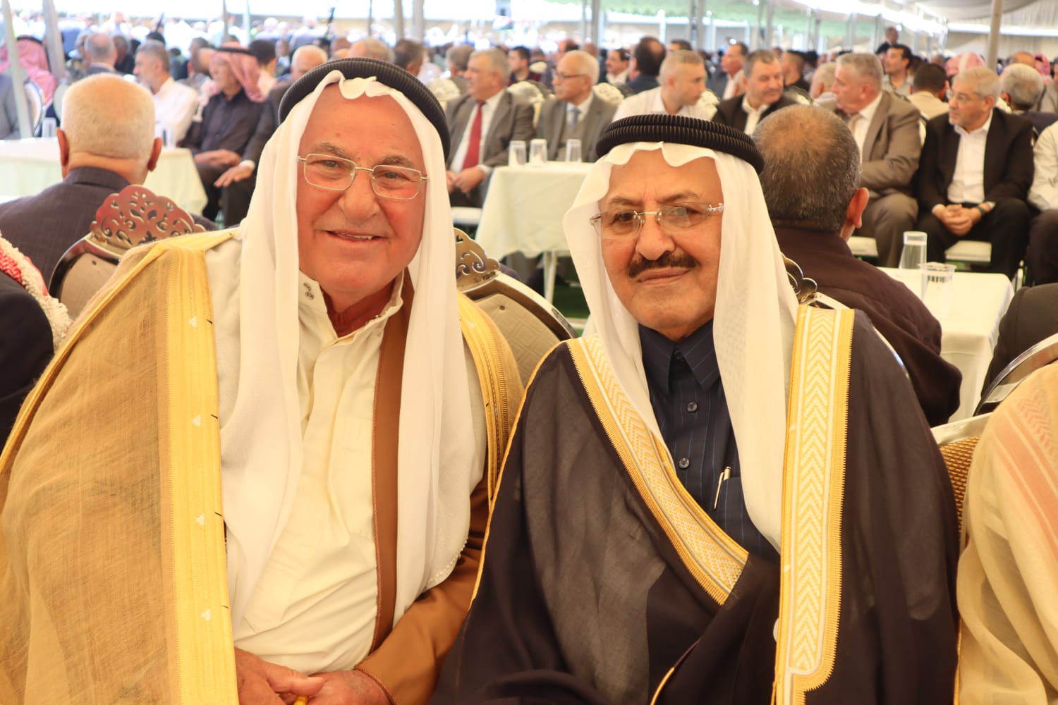 الباشا سلمان علي الغنيمات (أبو خلدون) يقيم مأدبة غداء احتفاء بزفاف نجله الدكتور معتز (صور)