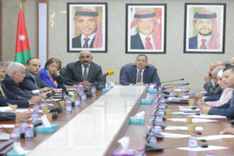 الإدارية النيابية تستمع لمختصين بشأن الإدارة المحلية