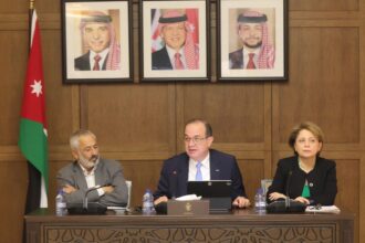 البلبيسي تفتتح برنامج الذكاء الاصطناعي للقيادات الحكومية