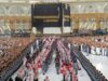 الكعبة المشرفة تتوشح كسوتها الجديدة مع بداية العام الهجري 1448هـ