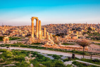 طقس صيفي معتدل السبت وارتفاع تدريجي للحرارة خلال الأيام المقبلة